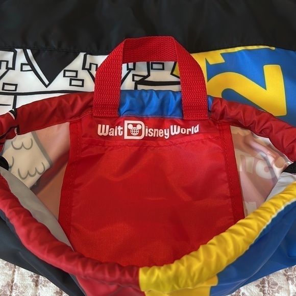 Walt Disney World Parks 2021 Mickey Mouse Castle Nylon Cinch String Backpack - Picture 4 of 11